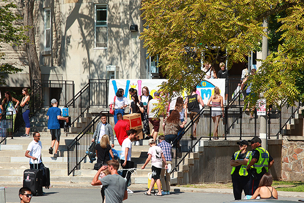 Planning underway to welcome students for fall term | Queen's Gazette